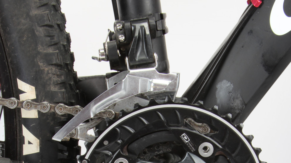 Orbea&rsquo;s European roots shine through with the triple ring drivetrain. If it&rsquo;s not your preference, you can use their custom spec system to select a 2X option.